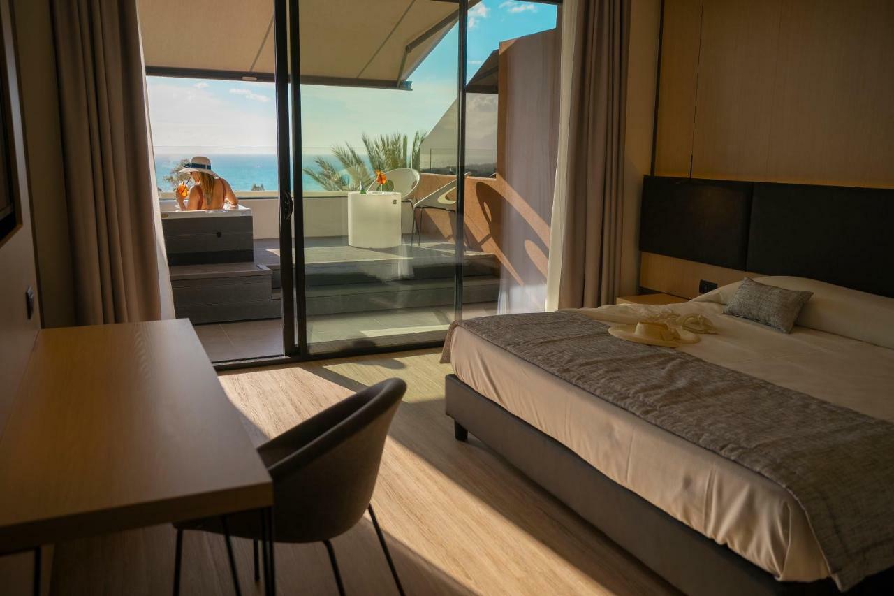 Hotel Costa Verde تْشيفالو المظهر الخارجي الصورة